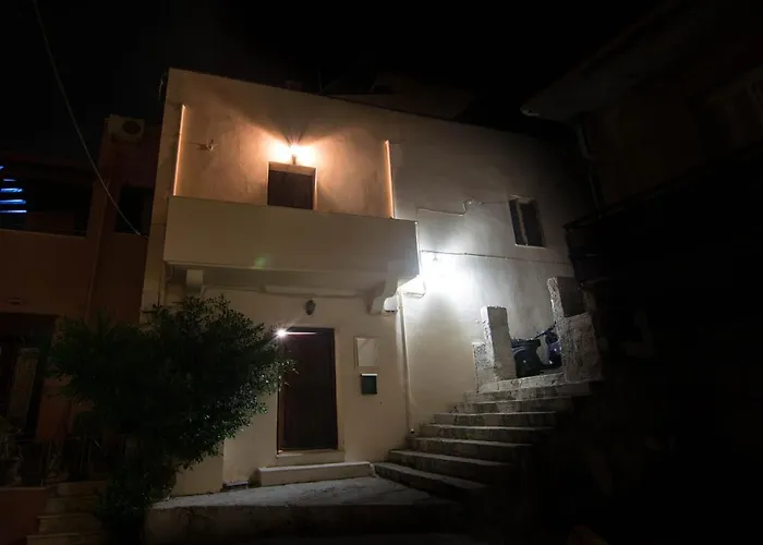 Agapi Holiday Home
